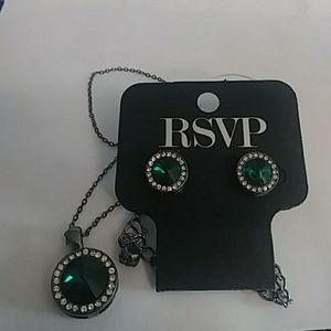 Earrings and necklace set